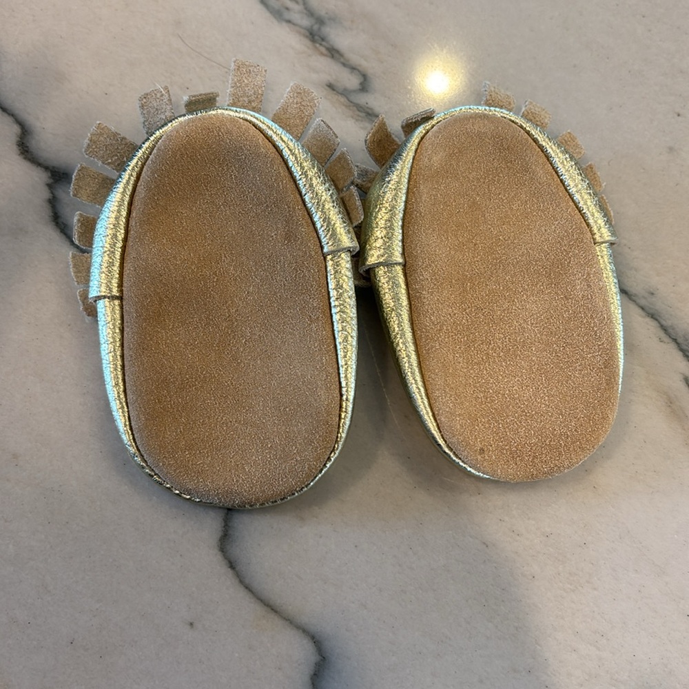Gold Bird Rock baby moccasins - Picture 4 of 4